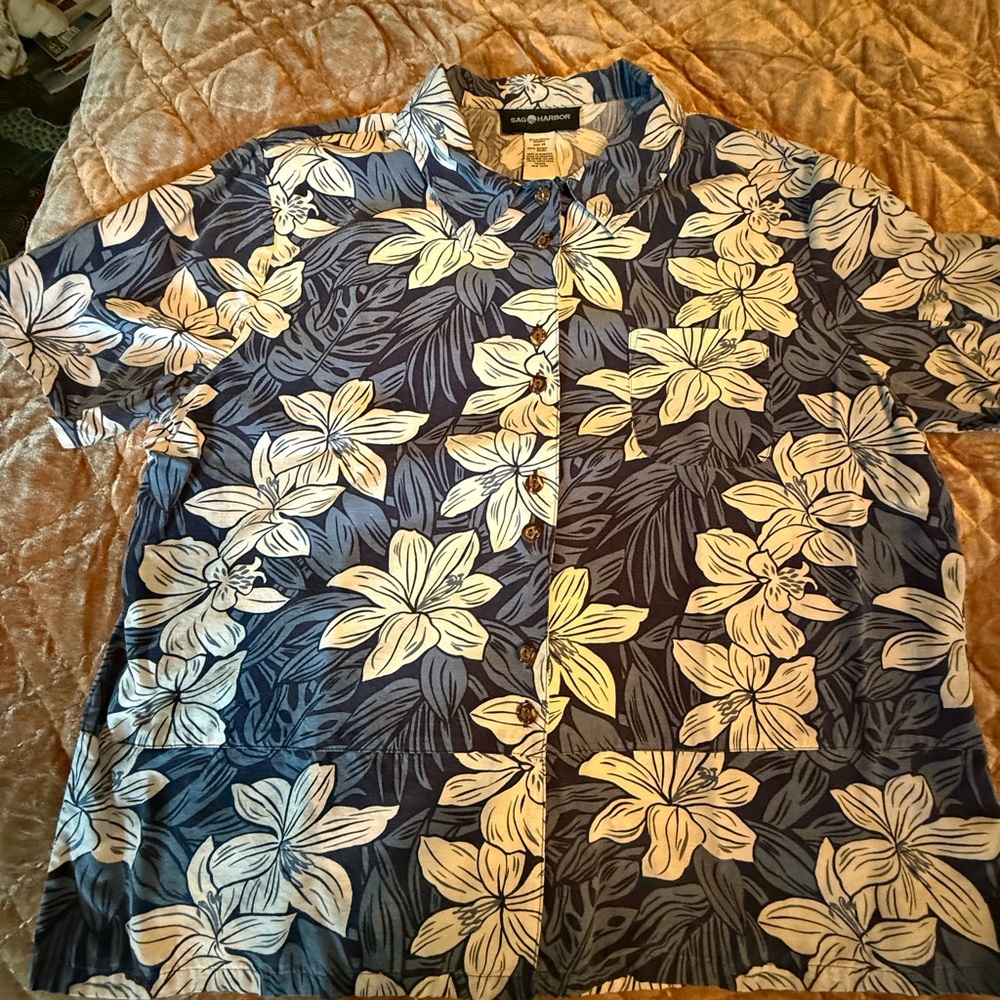 Sag Harbor Navy and White Floral Men's Shirt